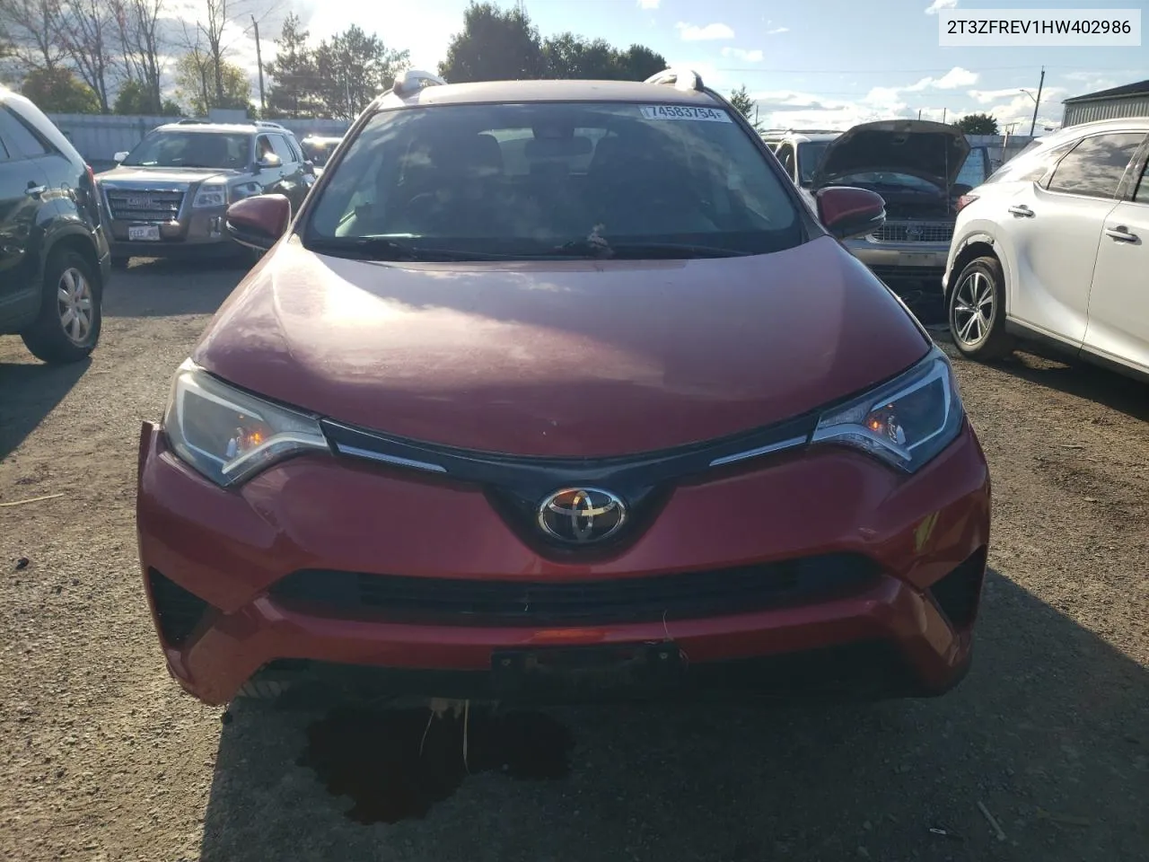 2T3ZFREV1HW402986 2017 Toyota Rav4 Le