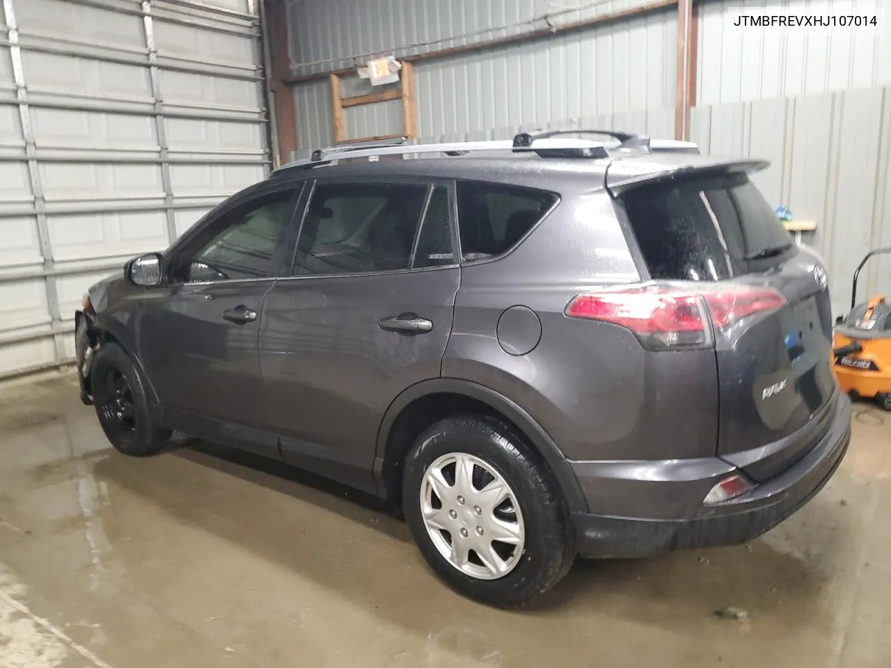 JTMBFREVXHJ107014 2017 Toyota Rav4 Le