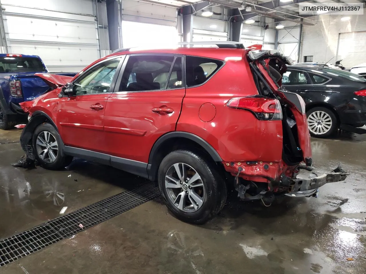 JTMRFREV4HJ112367 2017 Toyota Rav4 Xle