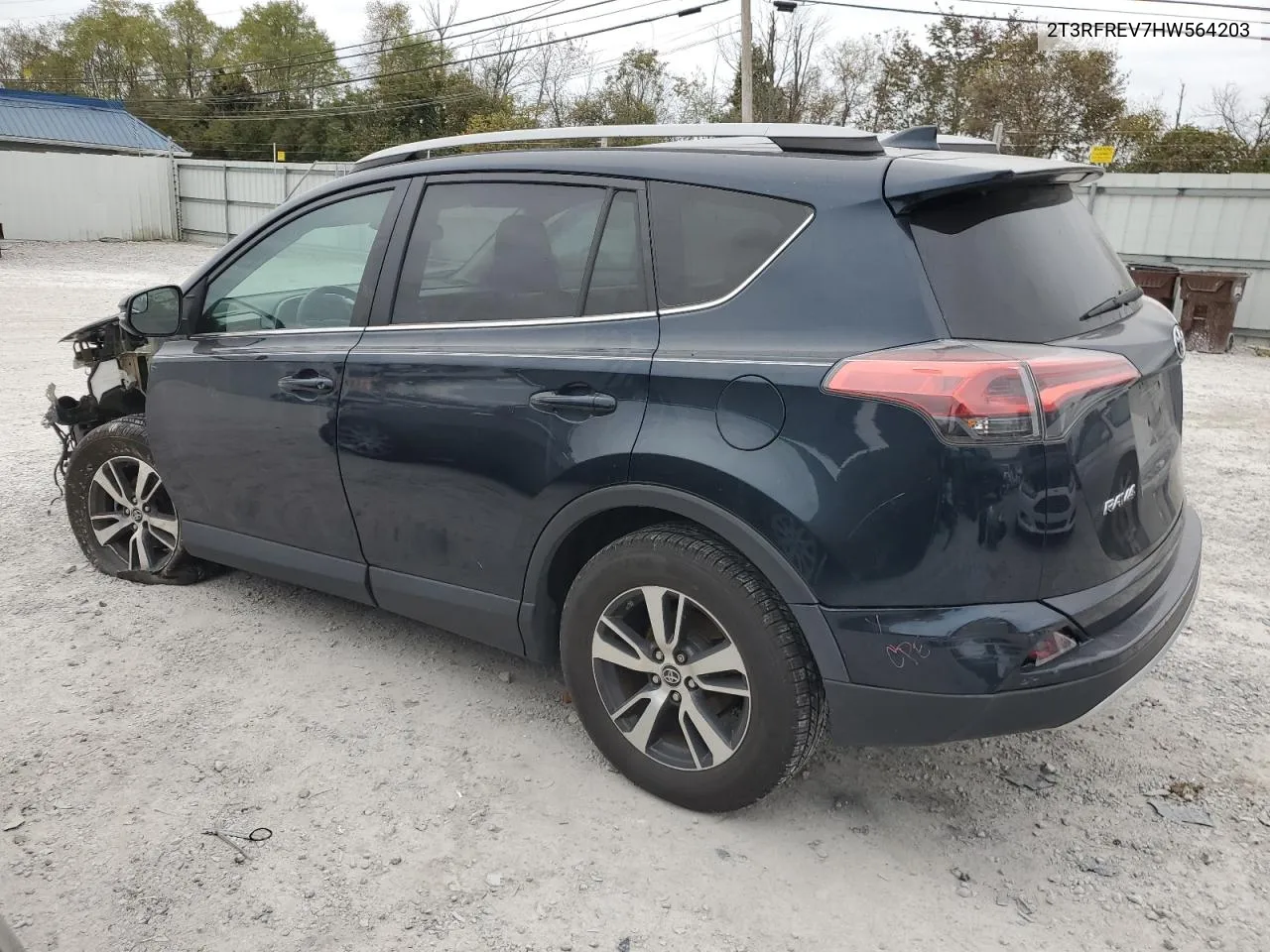 2T3RFREV7HW564203 2017 Toyota Rav4 Xle