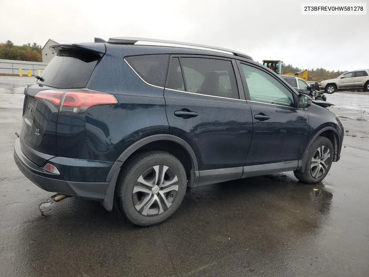 2T3BFREV0HW581278 2017 Toyota Rav4 Le