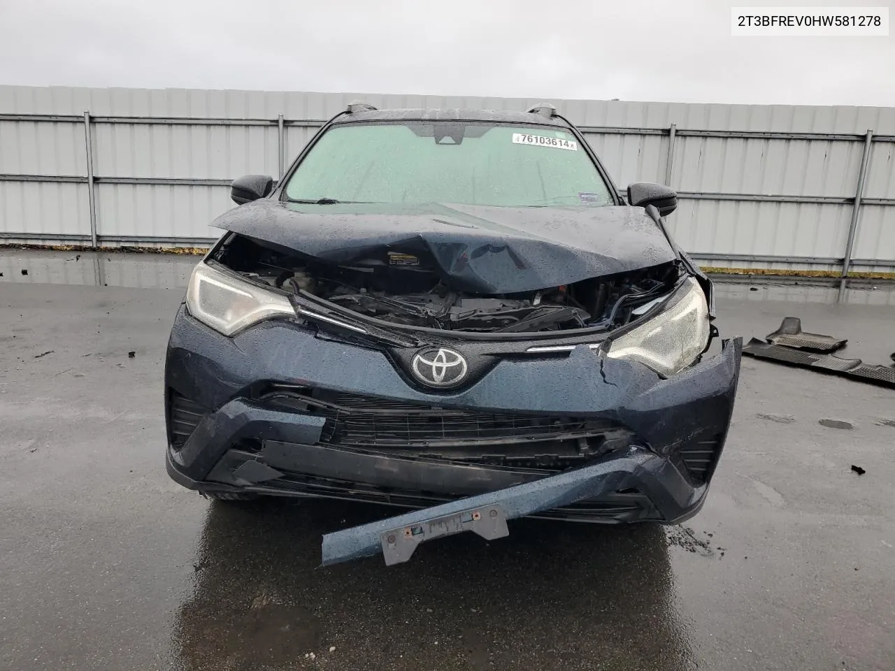 2T3BFREV0HW581278 2017 Toyota Rav4 Le