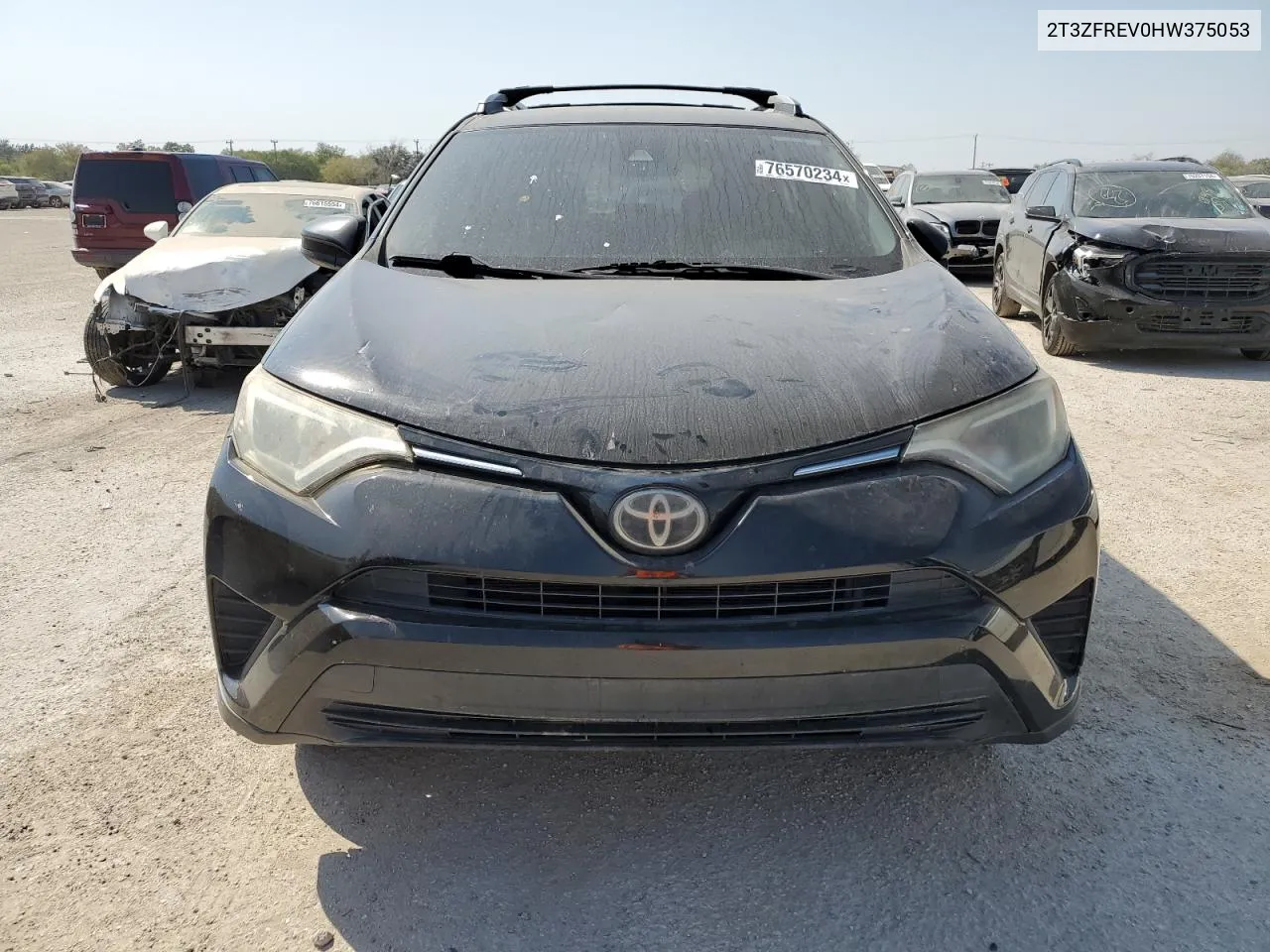 2T3ZFREV0HW375053 2017 Toyota Rav4 Le