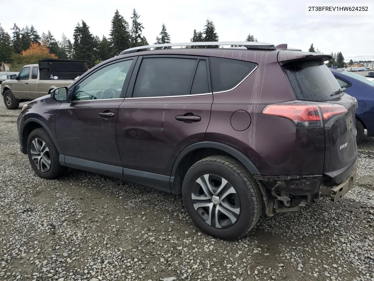 2017 Toyota Rav4 Le VIN: 2T3BFREV1HW624252 Lot: 76943844