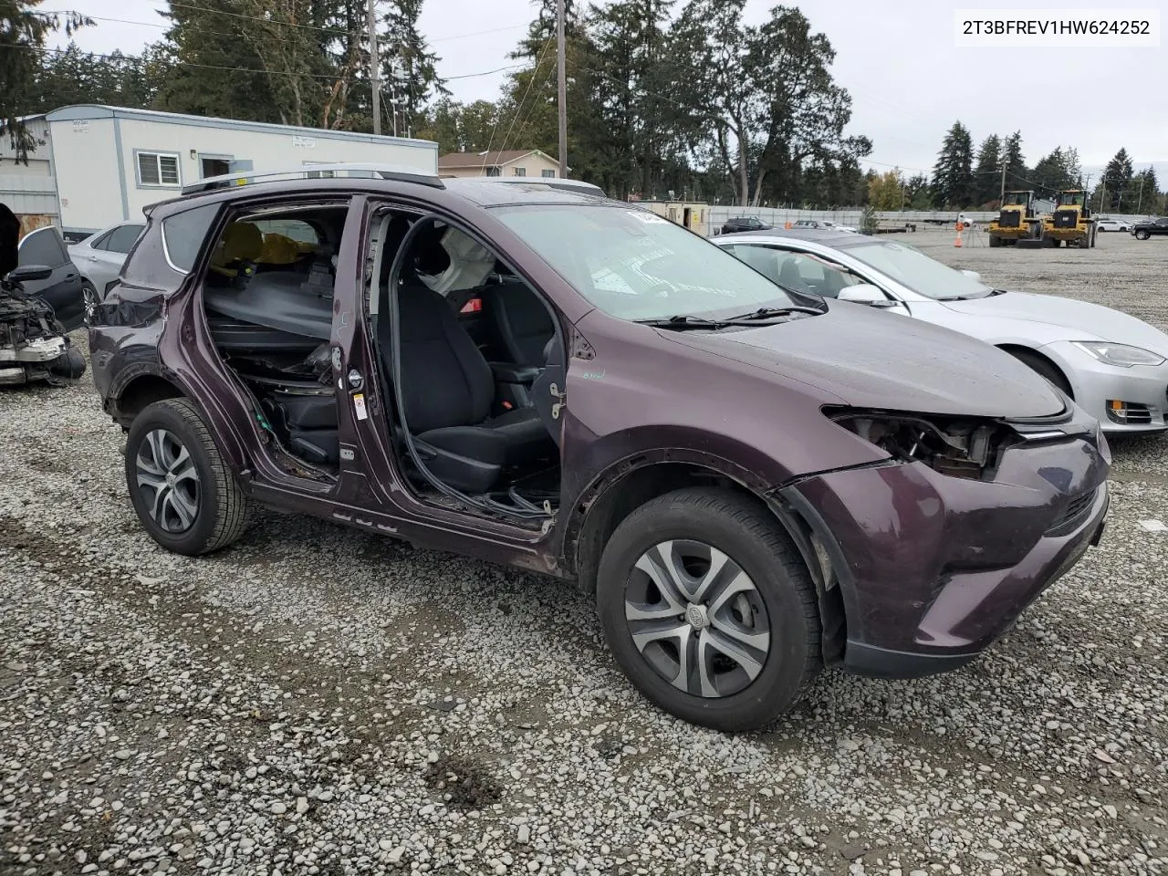 2017 Toyota Rav4 Le VIN: 2T3BFREV1HW624252 Lot: 76943844