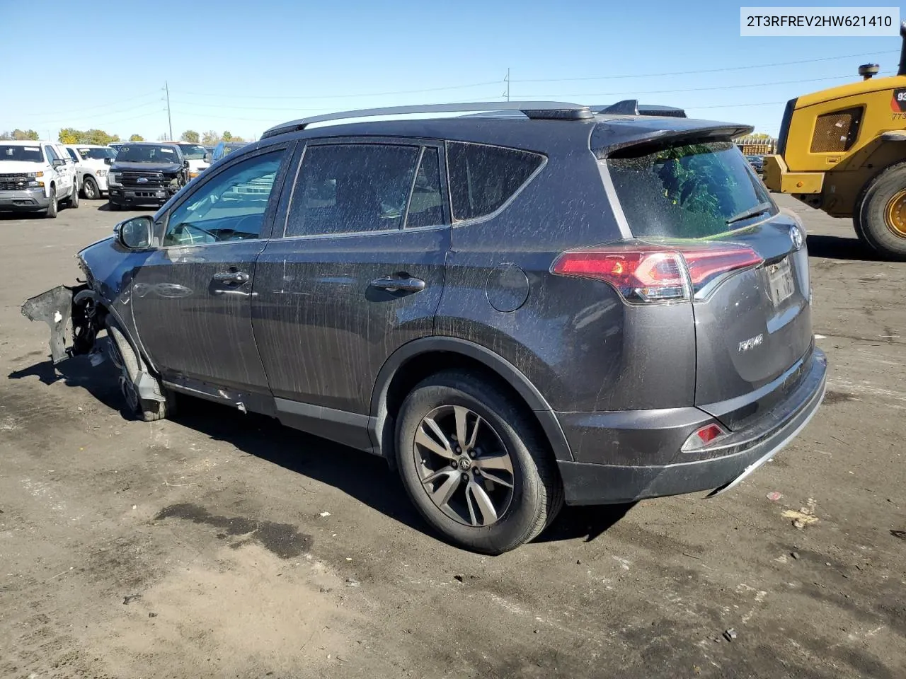 2T3RFREV2HW621410 2017 Toyota Rav4 Xle