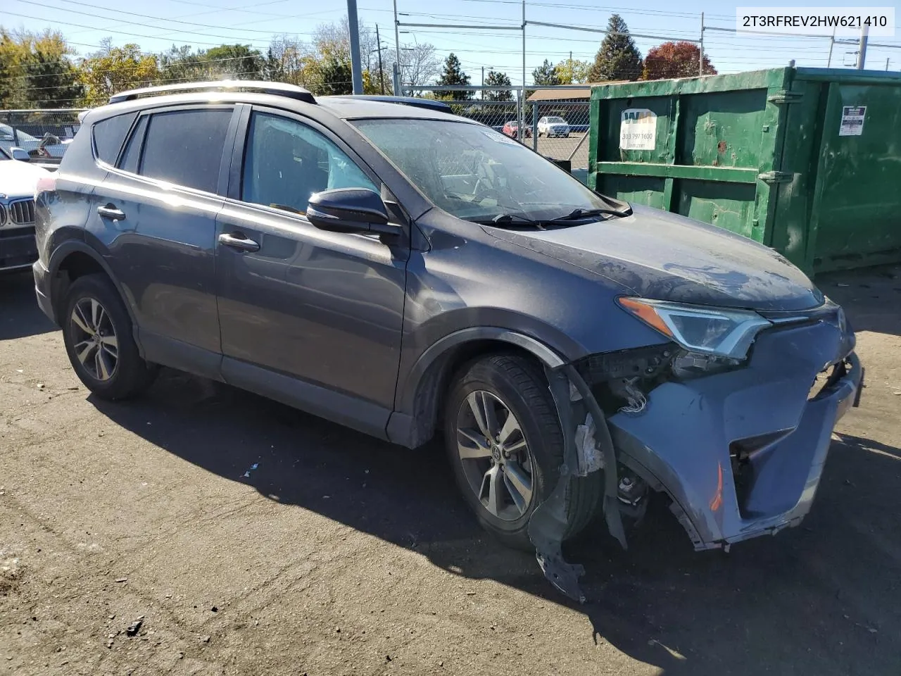 2017 Toyota Rav4 Xle VIN: 2T3RFREV2HW621410 Lot: 77025134