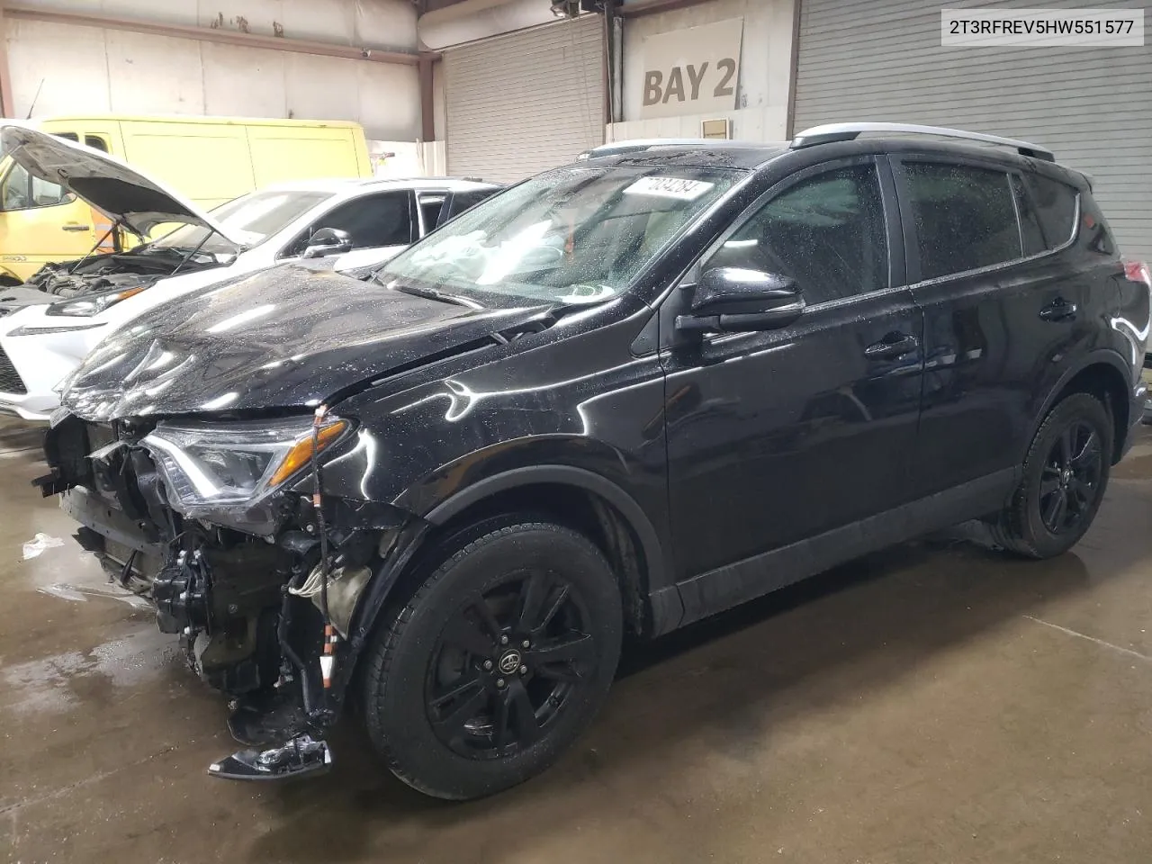 2017 Toyota Rav4 Xle VIN: 2T3RFREV5HW551577 Lot: 77034284