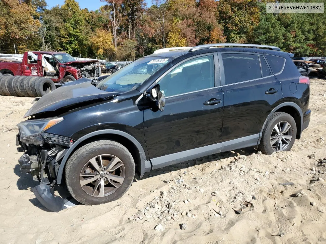 2017 Toyota Rav4 Xle VIN: 2T3RFREV6HW610832 Lot: 77136444