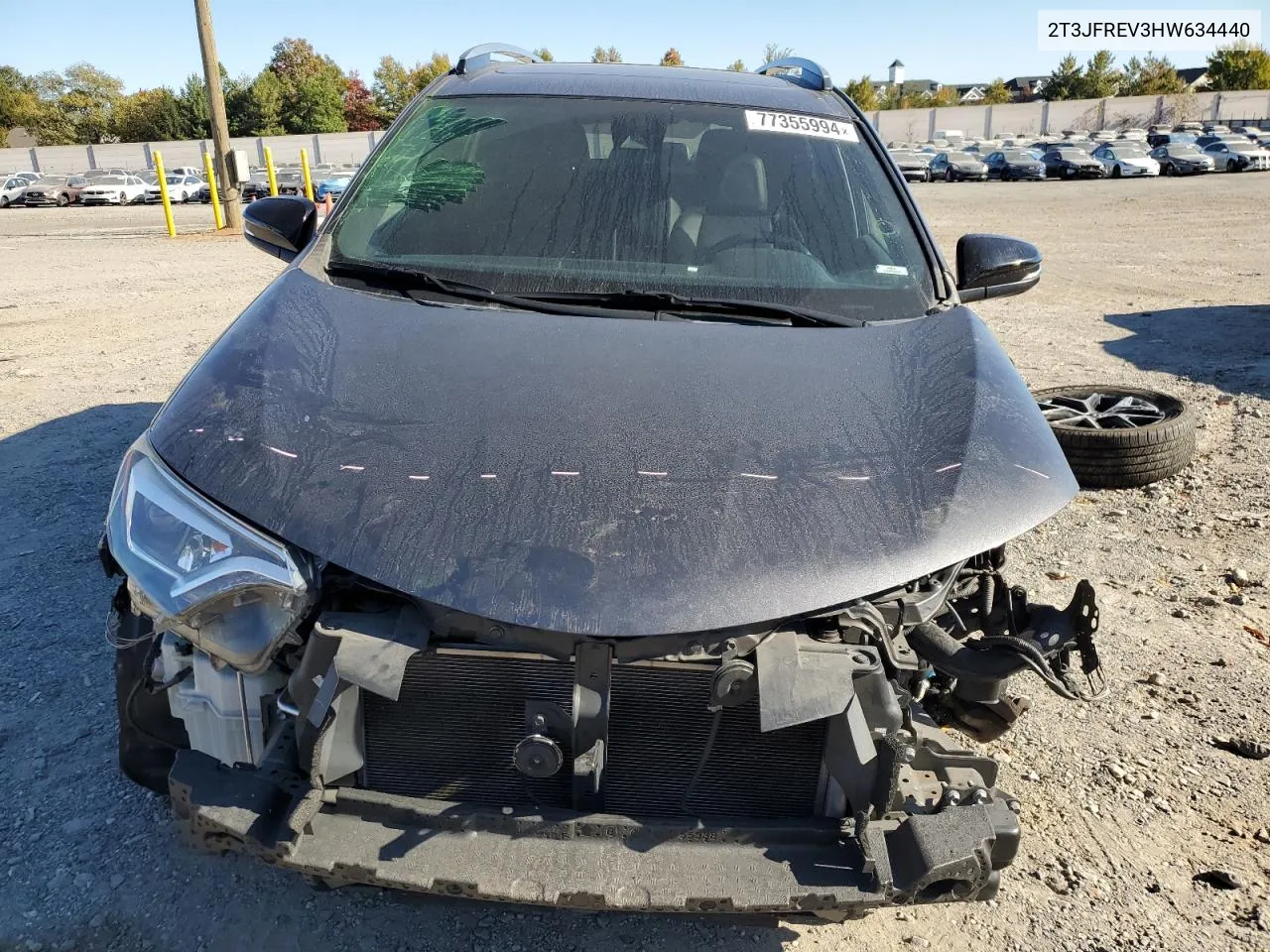 2T3JFREV3HW634440 2017 Toyota Rav4 Se