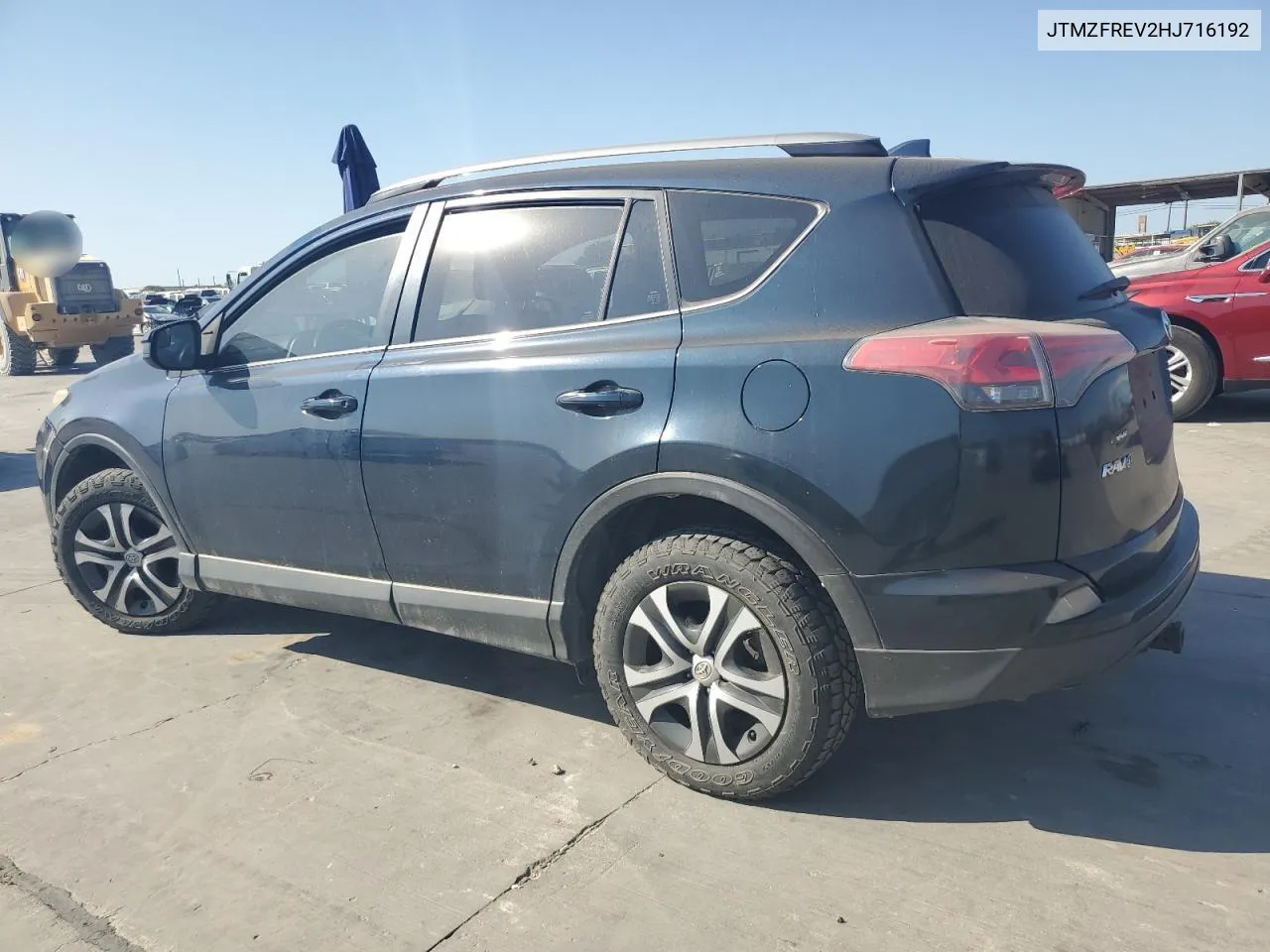 JTMZFREV2HJ716192 2017 Toyota Rav4 Le