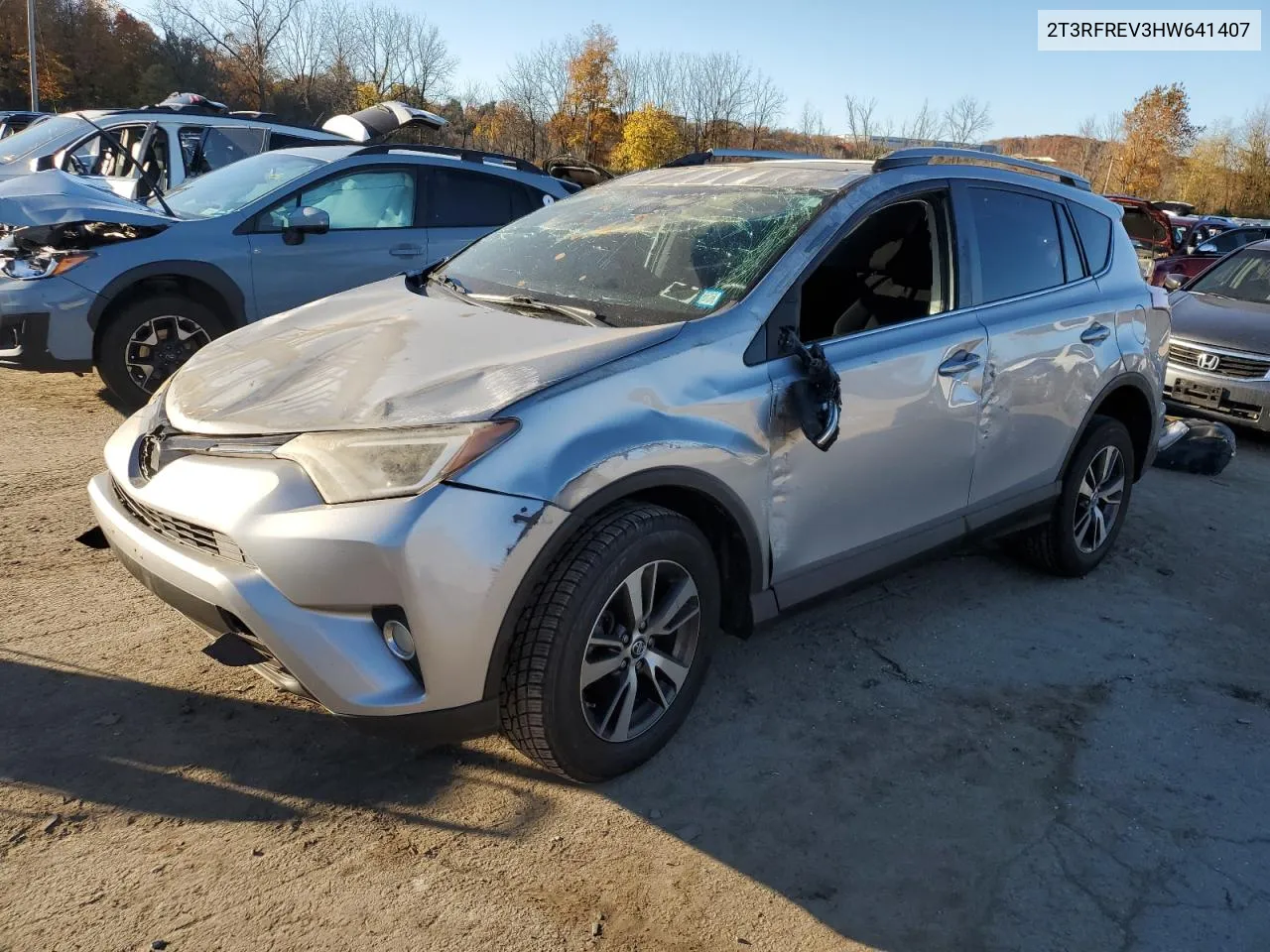 2017 Toyota Rav4 Xle VIN: 2T3RFREV3HW641407 Lot: 77833624