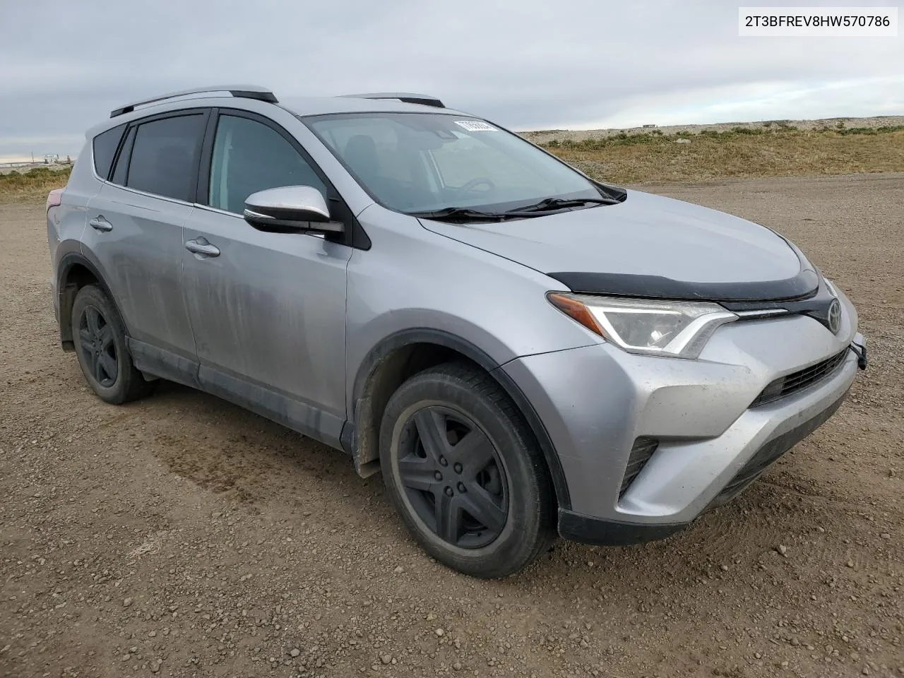 2T3BFREV8HW570786 2017 Toyota Rav4 Le