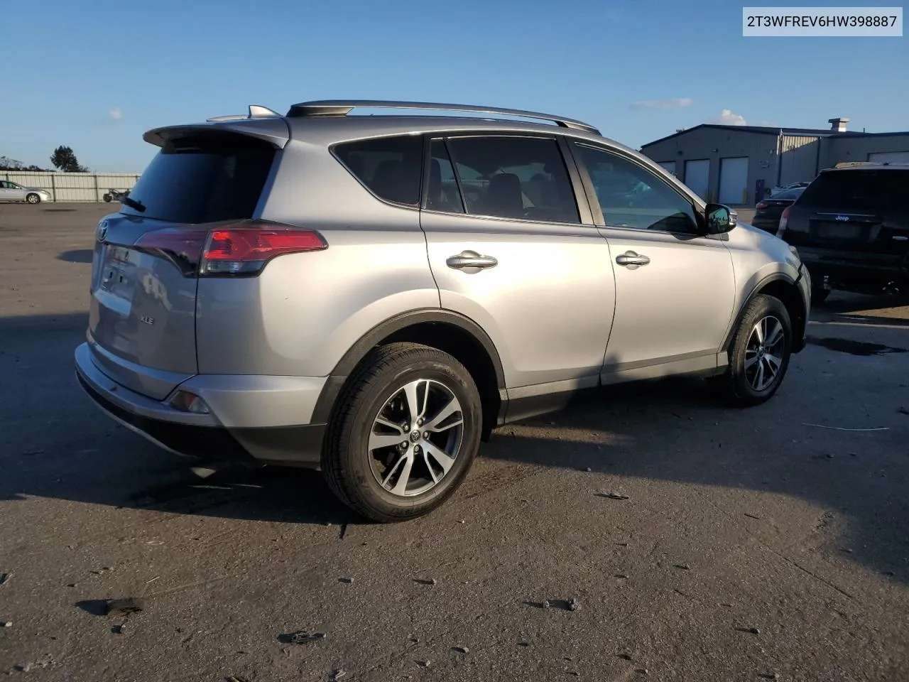 2T3WFREV6HW398887 2017 Toyota Rav4 Xle