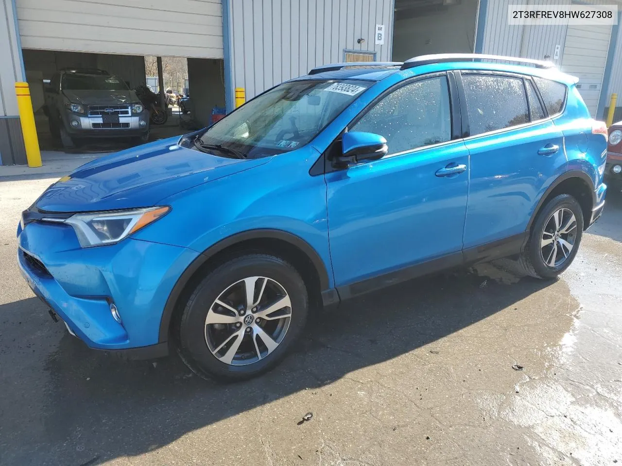 2017 Toyota Rav4 Xle VIN: 2T3RFREV8HW627308 Lot: 78393824