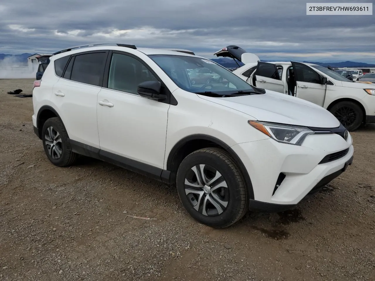 2017 Toyota Rav4 Le VIN: 2T3BFREV7HW693611 Lot: 78449164