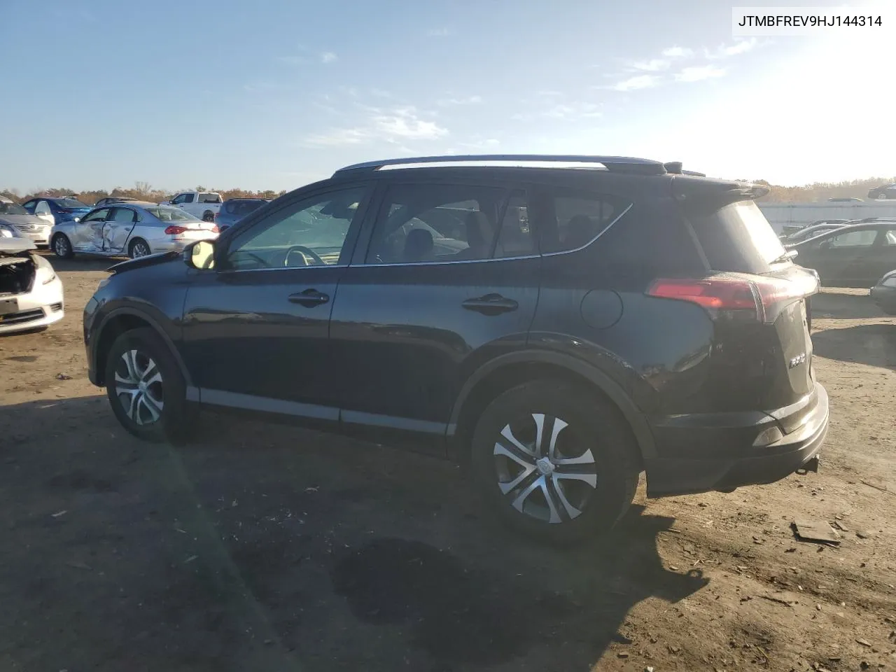 2017 Toyota Rav4 Le VIN: JTMBFREV9HJ144314 Lot: 78995164