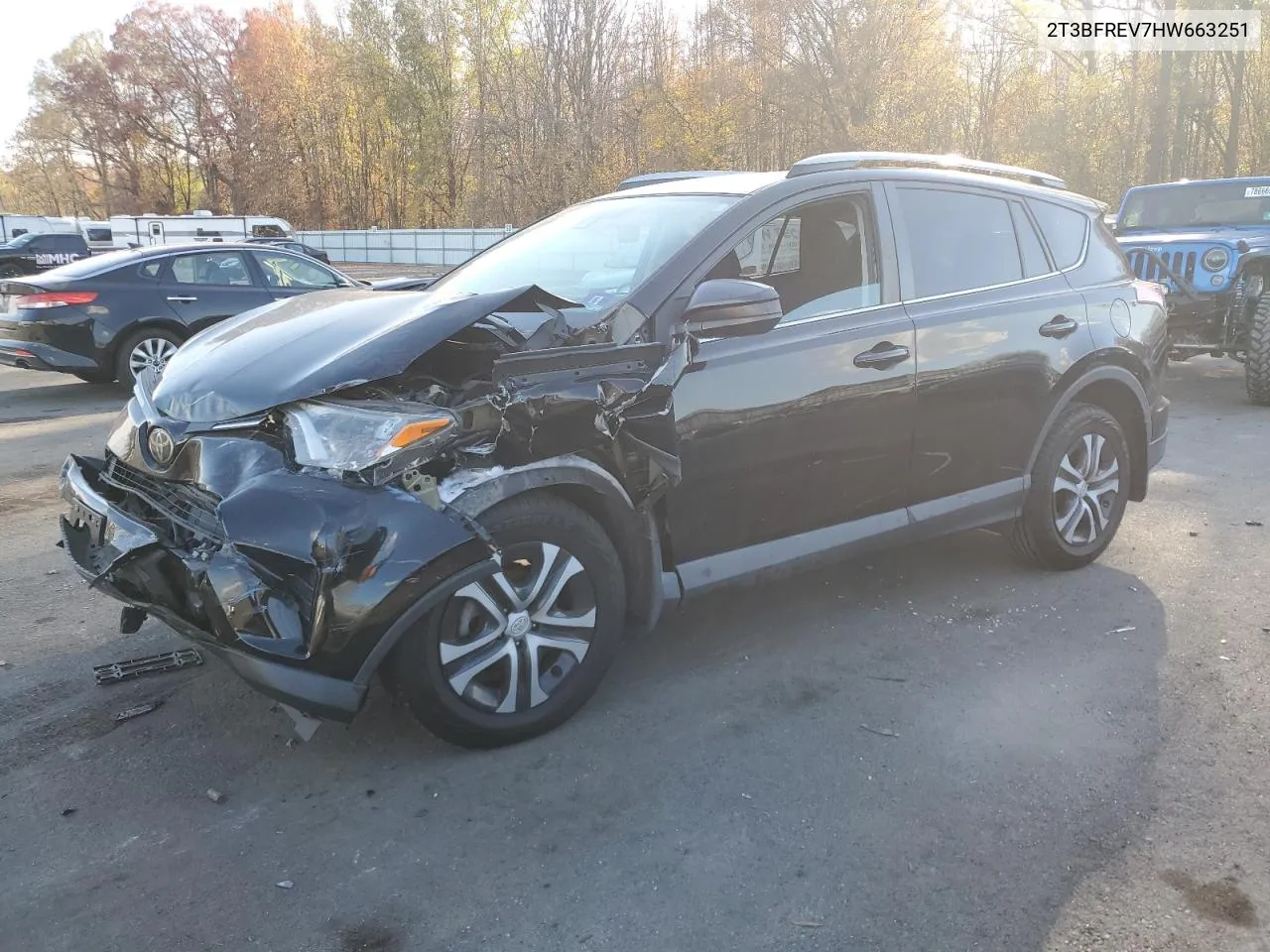 2017 Toyota Rav4 Le VIN: 2T3BFREV7HW663251 Lot: 79062374