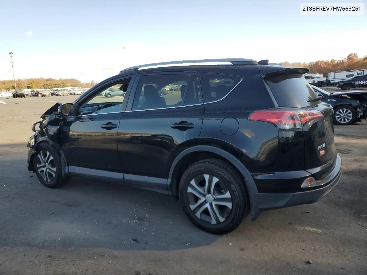 2017 Toyota Rav4 Le VIN: 2T3BFREV7HW663251 Lot: 79062374