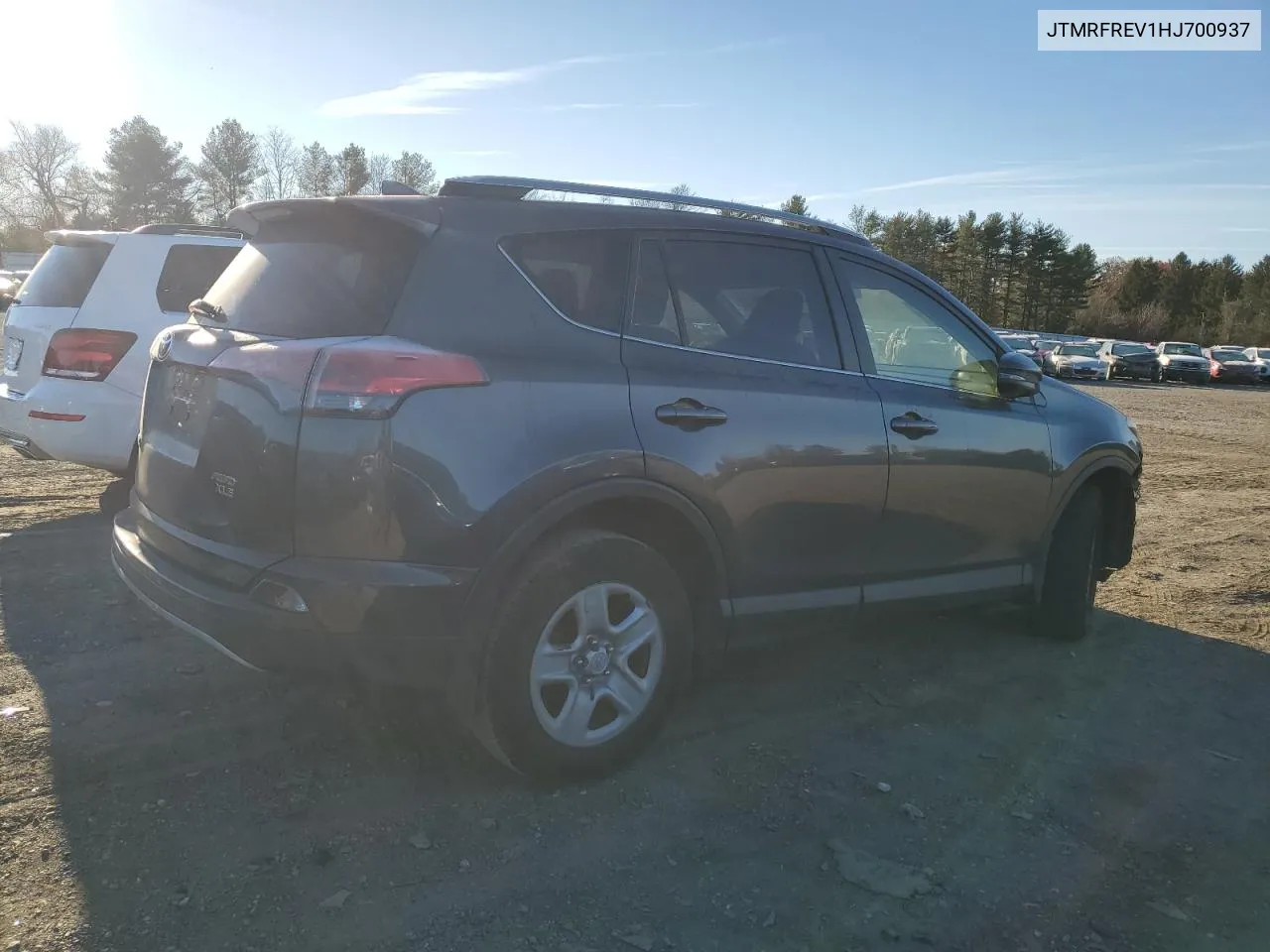 2017 Toyota Rav4 Xle VIN: JTMRFREV1HJ700937 Lot: 79323664