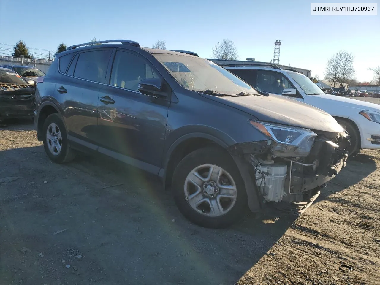 2017 Toyota Rav4 Xle VIN: JTMRFREV1HJ700937 Lot: 79323664