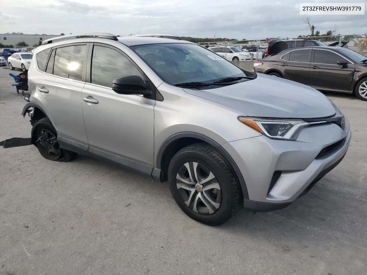 2017 Toyota Rav4 Le VIN: 2T3ZFREV5HW391779 Lot: 79481884