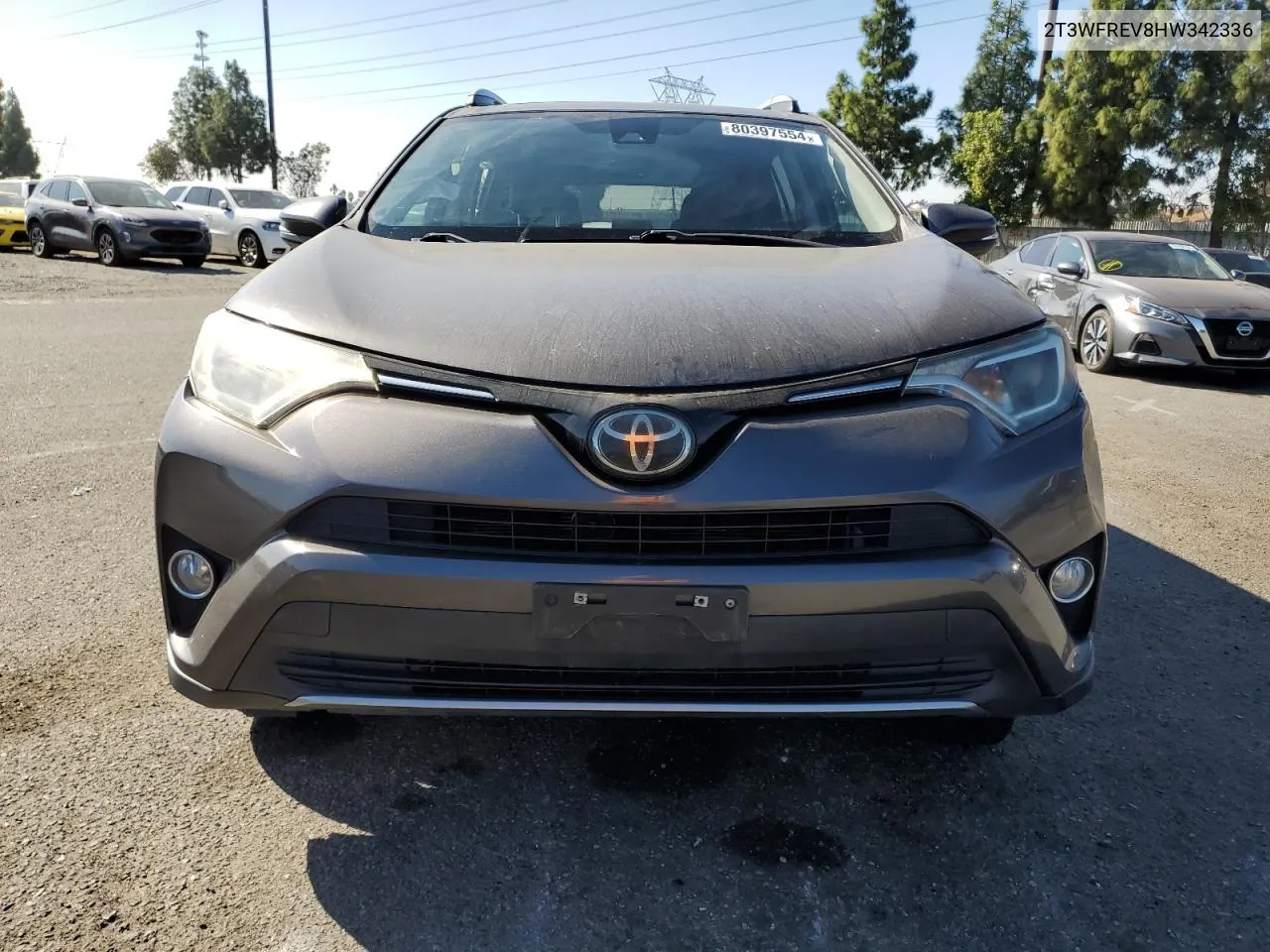 2T3WFREV8HW342336 2017 Toyota Rav4 Xle