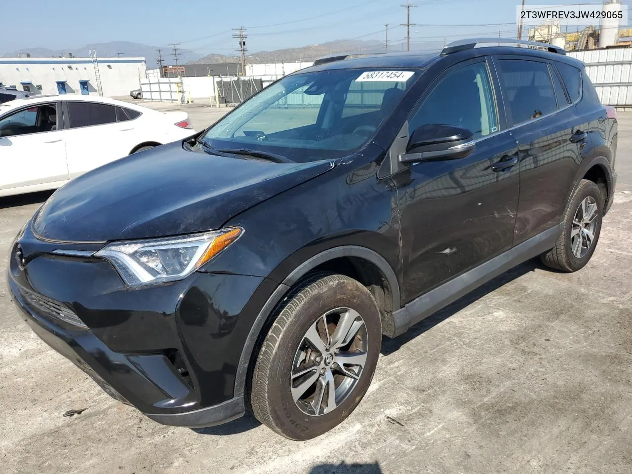 2T3WFREV3JW429065 2018 Toyota Rav4 Adventure