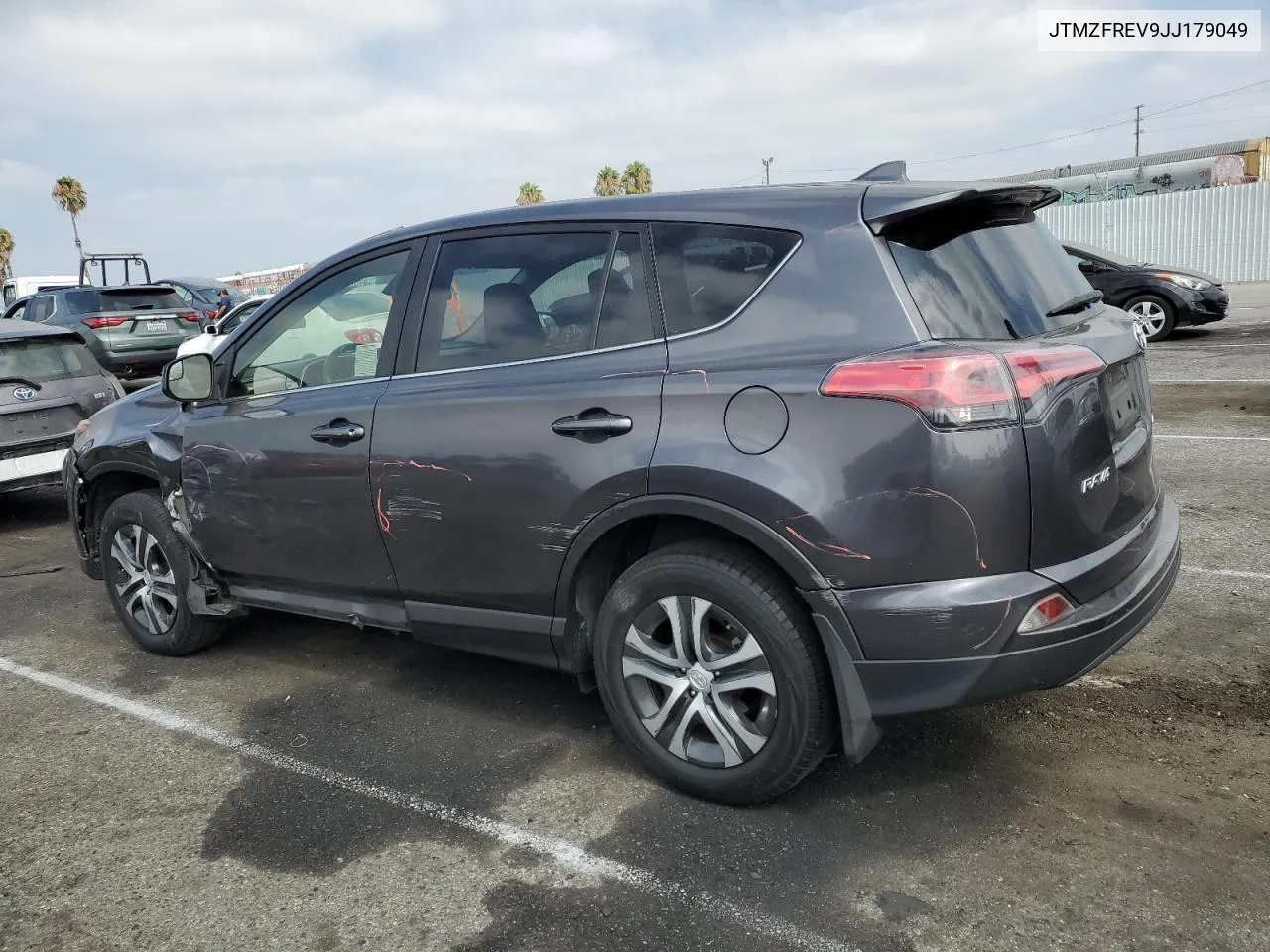 2018 Toyota Rav4 Le VIN: JTMZFREV9JJ179049 Lot: 68869134