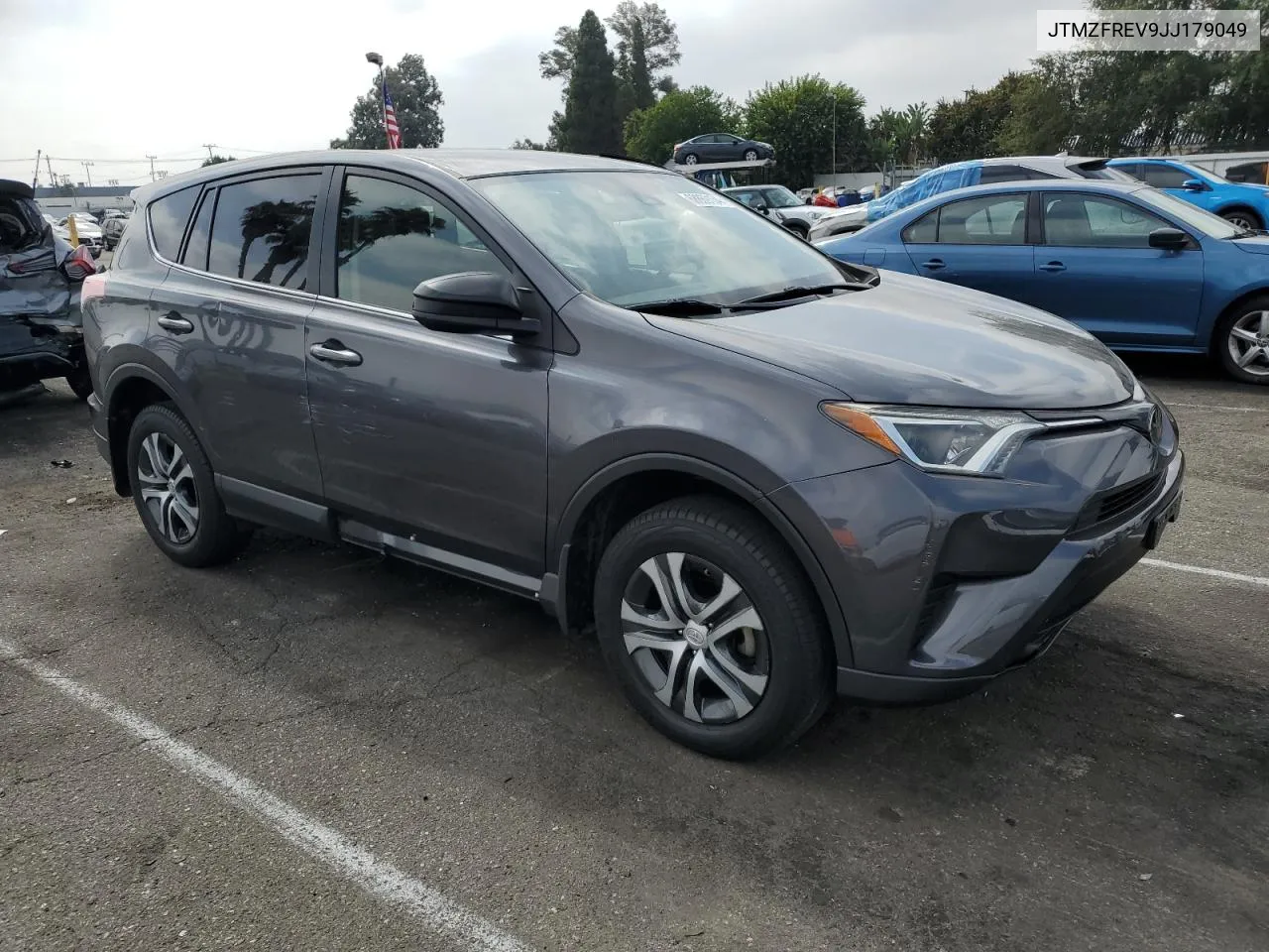 2018 Toyota Rav4 Le VIN: JTMZFREV9JJ179049 Lot: 68869134