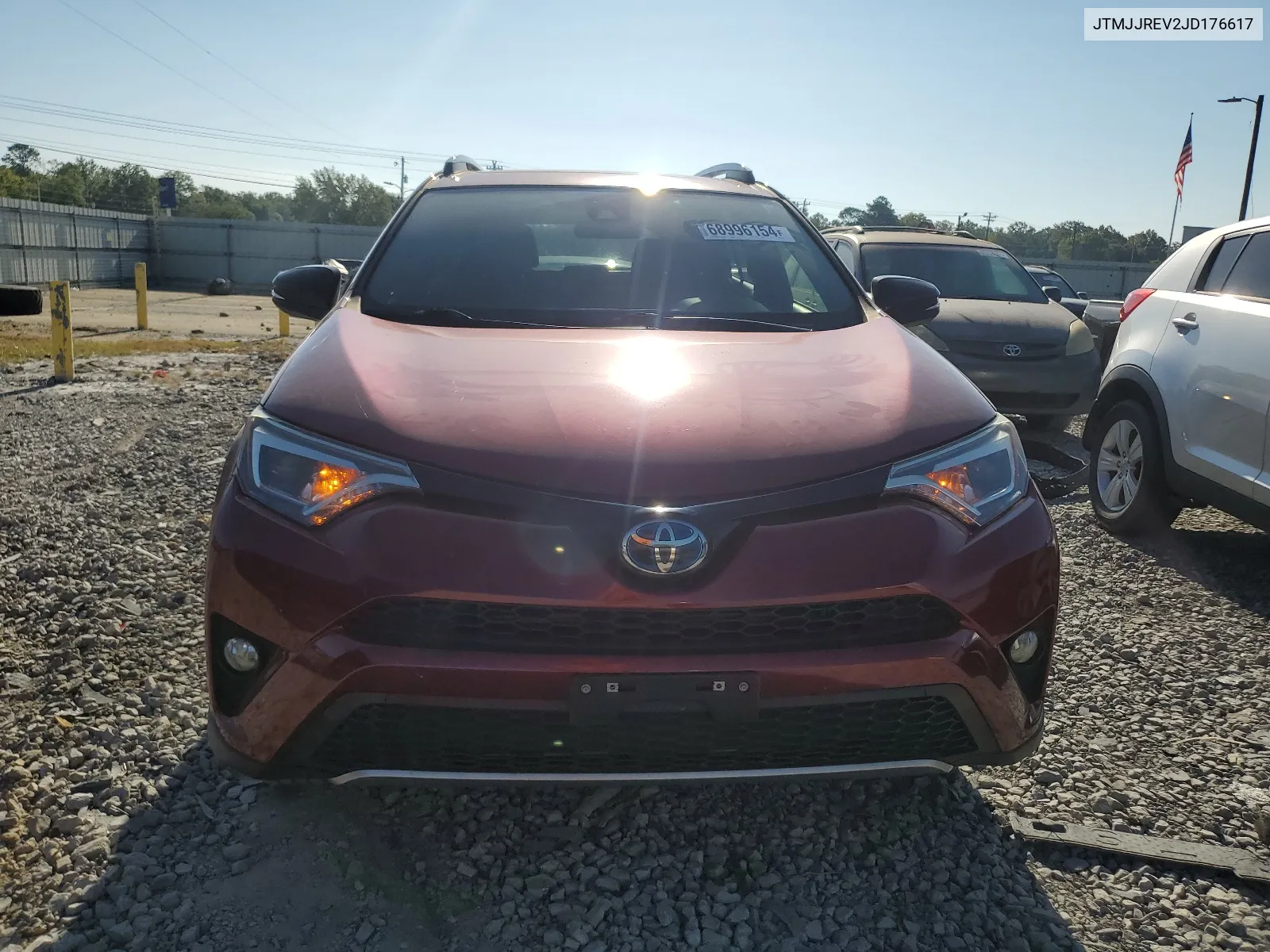 JTMJJREV2JD176617 2018 Toyota Rav4 Hv Se