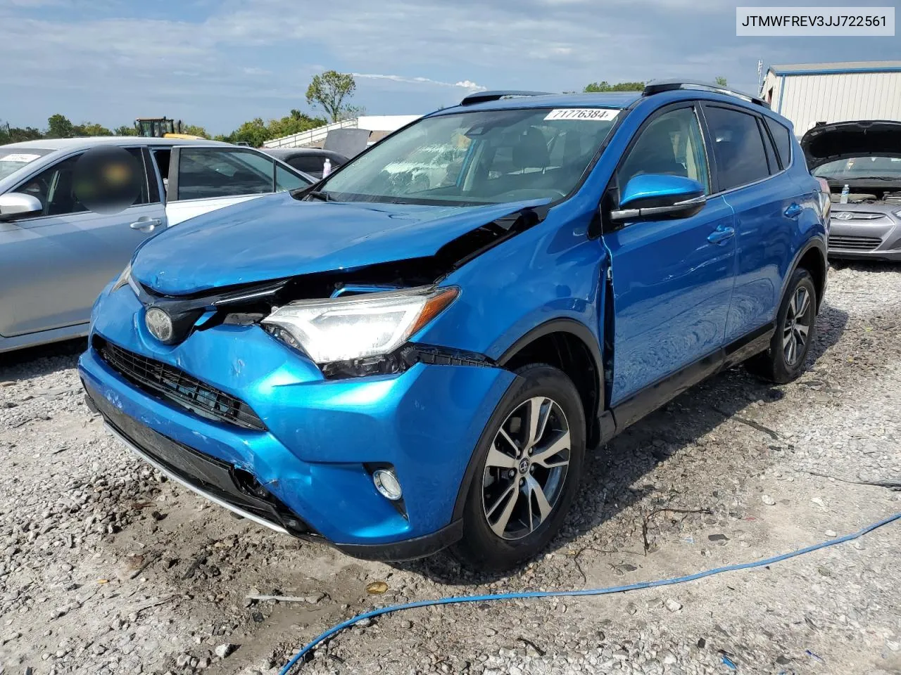 JTMWFREV3JJ722561 2018 Toyota Rav4 Adventure