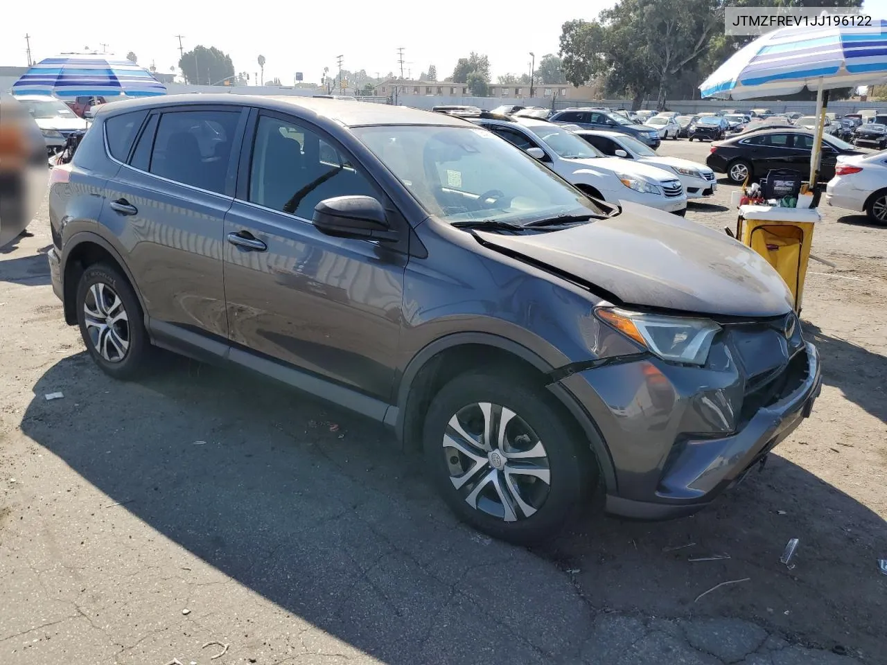 2018 Toyota Rav4 Le VIN: JTMZFREV1JJ196122 Lot: 72648014