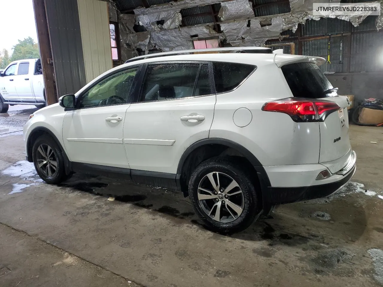 JTMRFREV6JD228383 2018 Toyota Rav4 Adventure