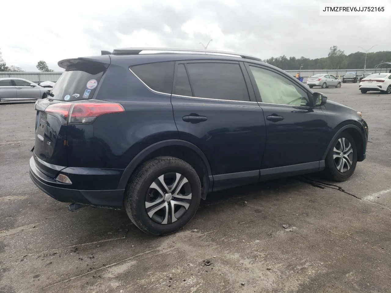 2018 Toyota Rav4 Le VIN: JTMZFREV6JJ752165 Lot: 73347294