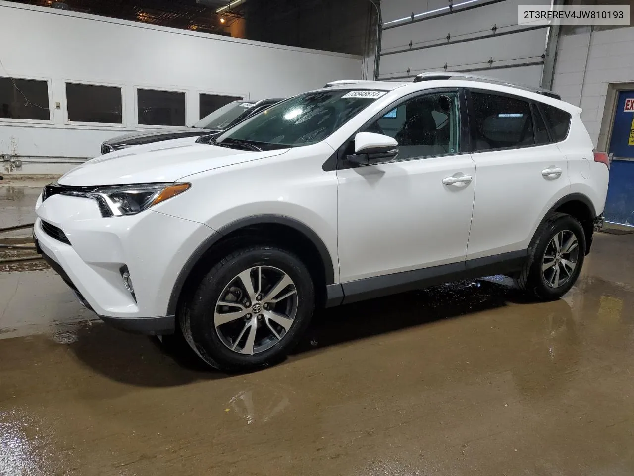 2T3RFREV4JW810193 2018 Toyota Rav4 Adventure