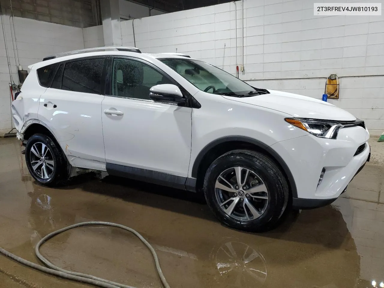 2018 Toyota Rav4 Adventure VIN: 2T3RFREV4JW810193 Lot: 73348614