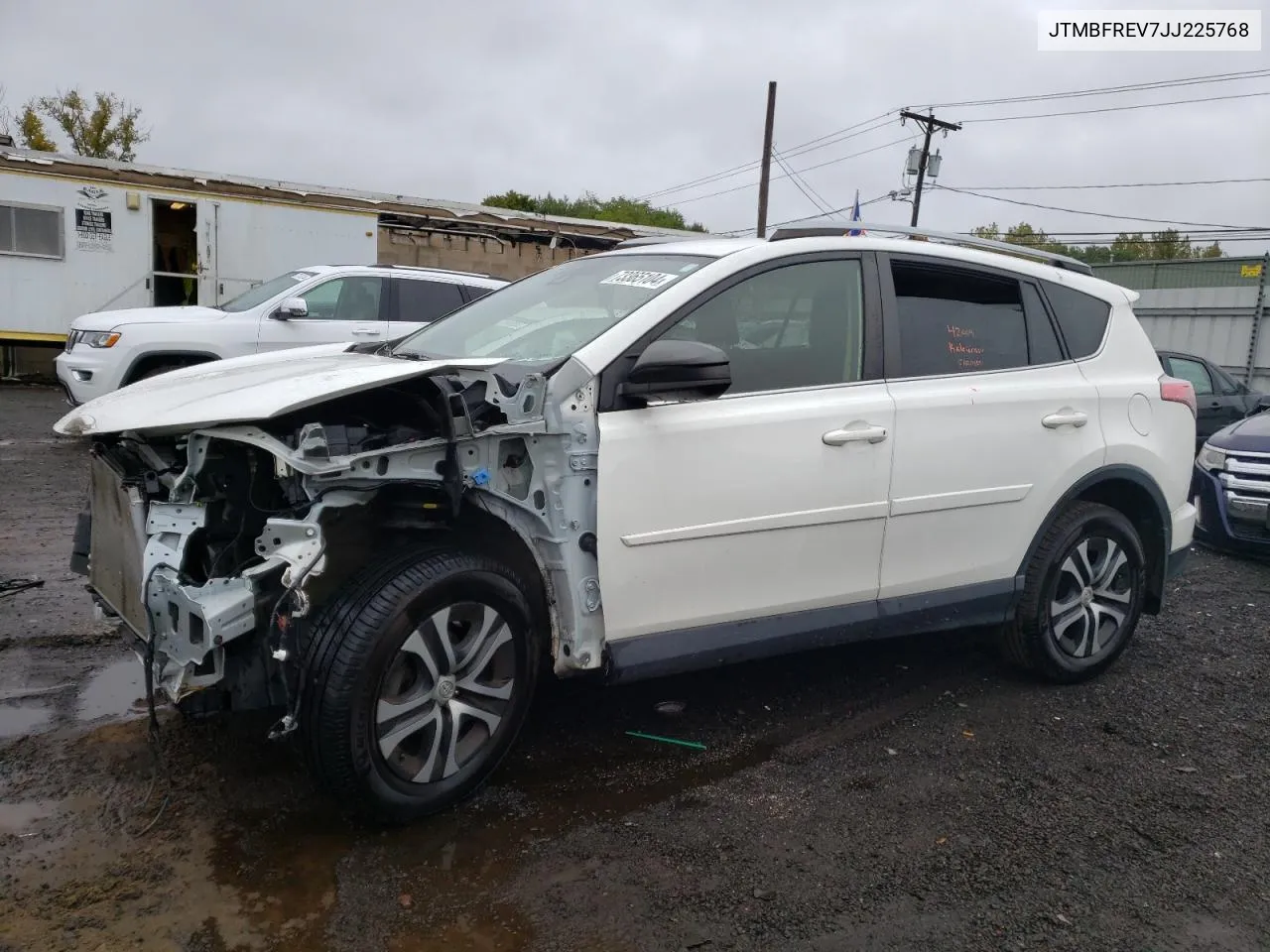 2018 Toyota Rav4 Le VIN: JTMBFREV7JJ225768 Lot: 73365104