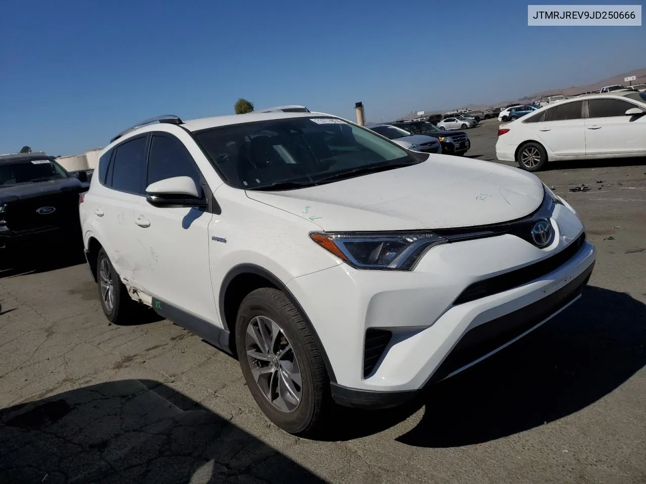 JTMRJREV9JD250666 2018 Toyota Rav4 Hv Le