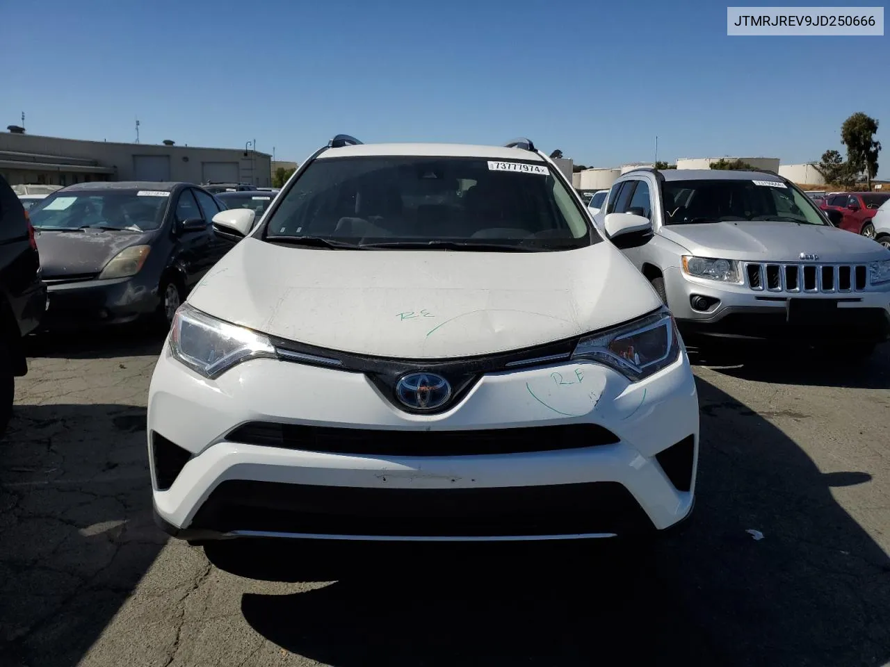 JTMRJREV9JD250666 2018 Toyota Rav4 Hv Le