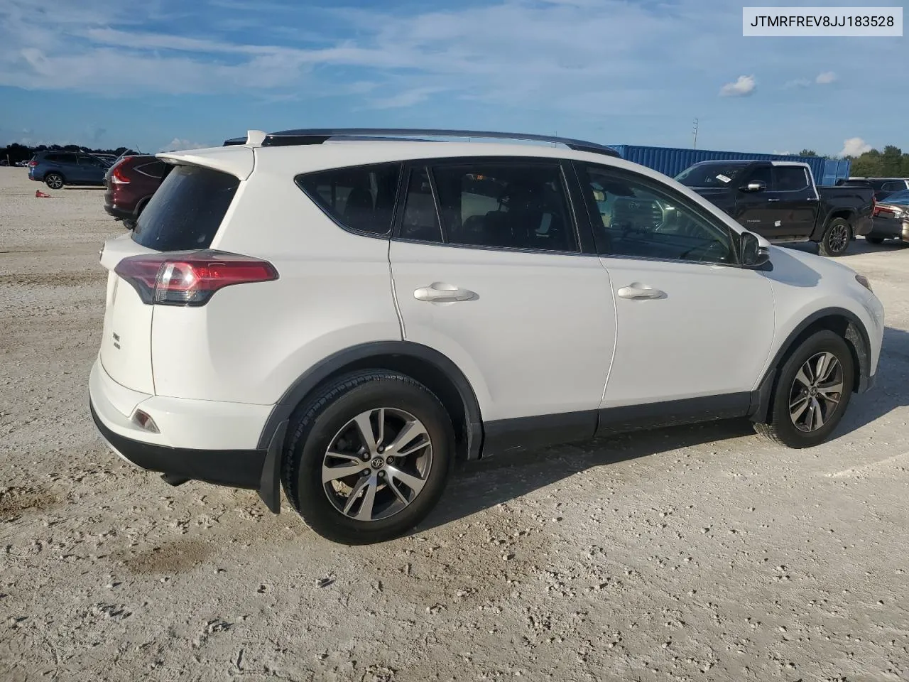 JTMRFREV8JJ183528 2018 Toyota Rav4 Adventure