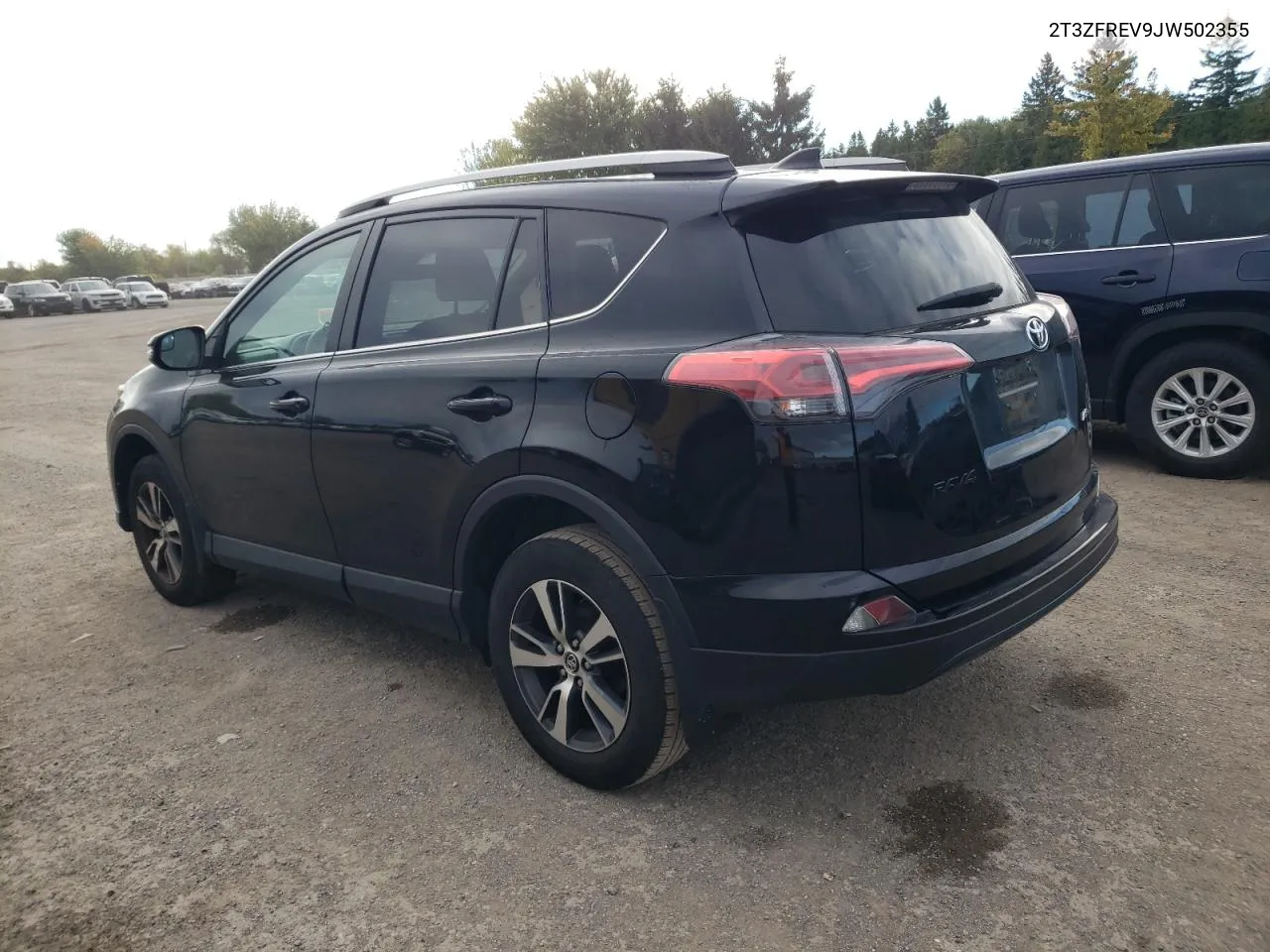 2018 Toyota Rav4 Le VIN: 2T3ZFREV9JW502355 Lot: 75353244