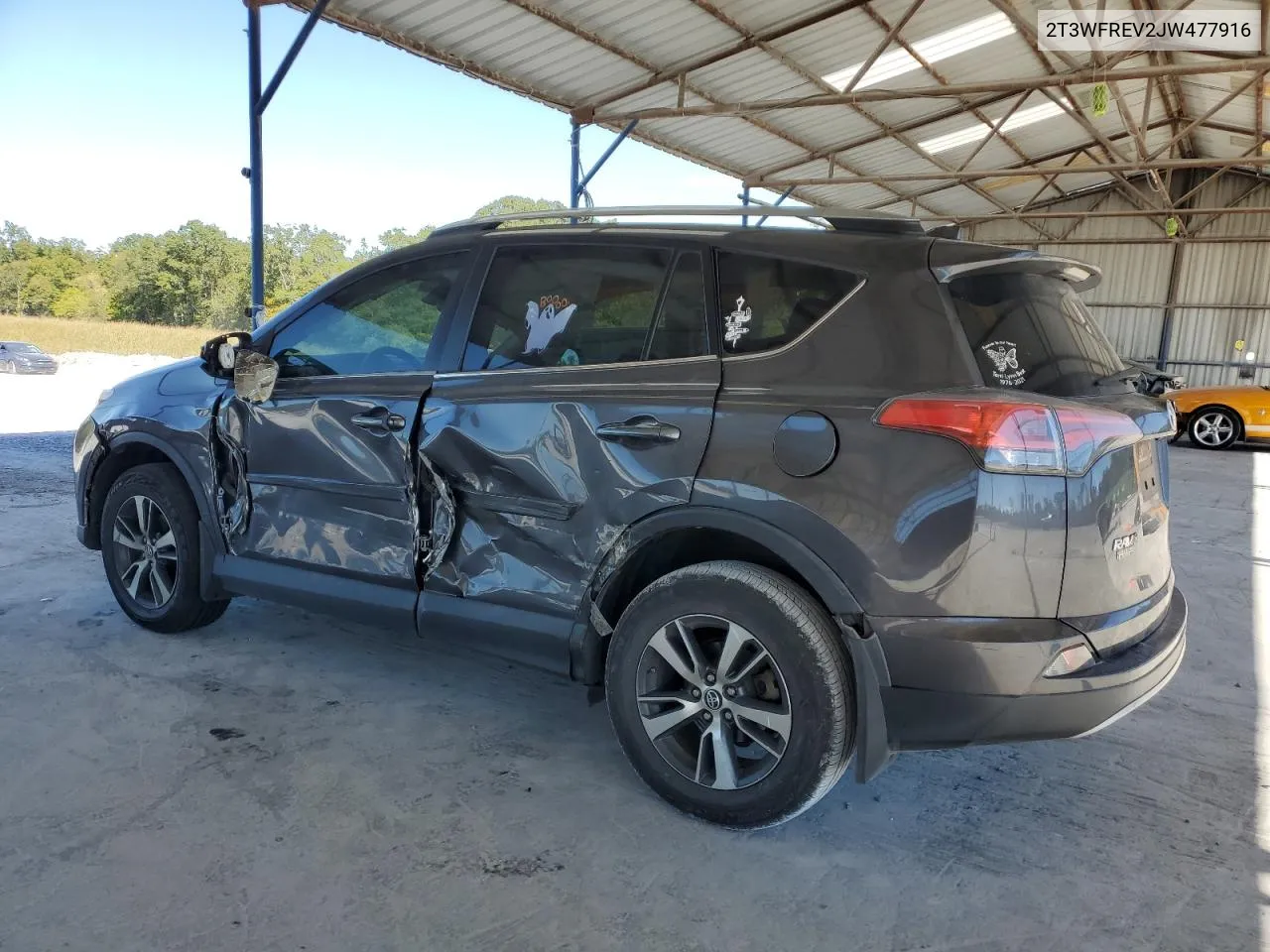 2T3WFREV2JW477916 2018 Toyota Rav4 Adventure