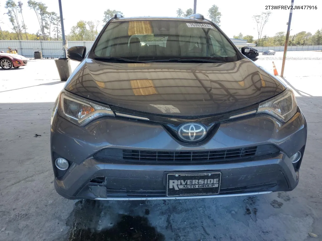 2T3WFREV2JW477916 2018 Toyota Rav4 Adventure