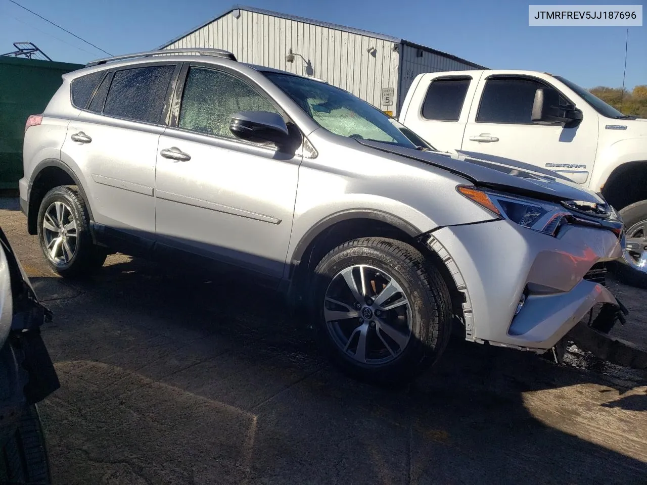 JTMRFREV5JJ187696 2018 Toyota Rav4 Adventure