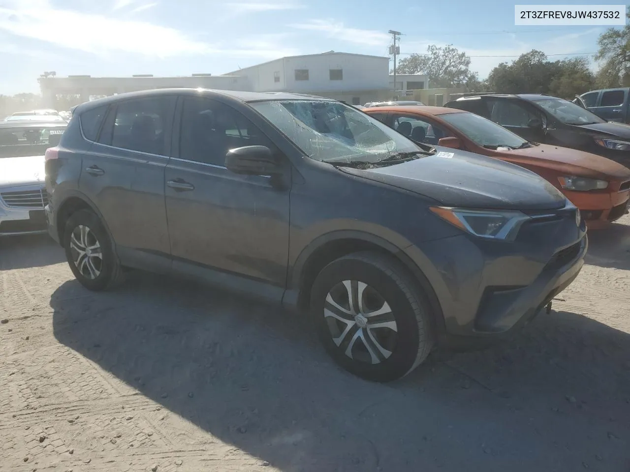 2T3ZFREV8JW437532 2018 Toyota Rav4 Le