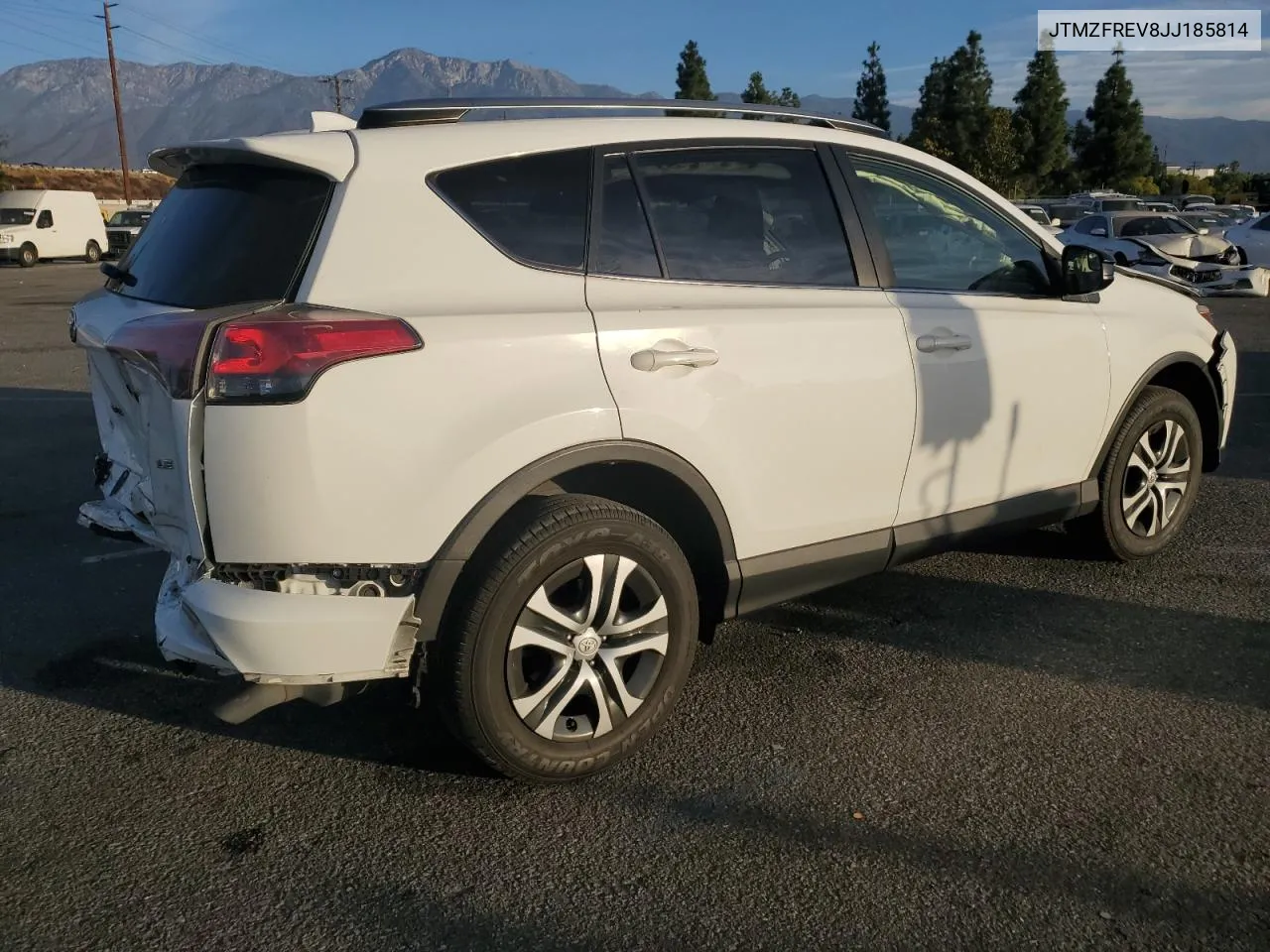 JTMZFREV8JJ185814 2018 Toyota Rav4 Le