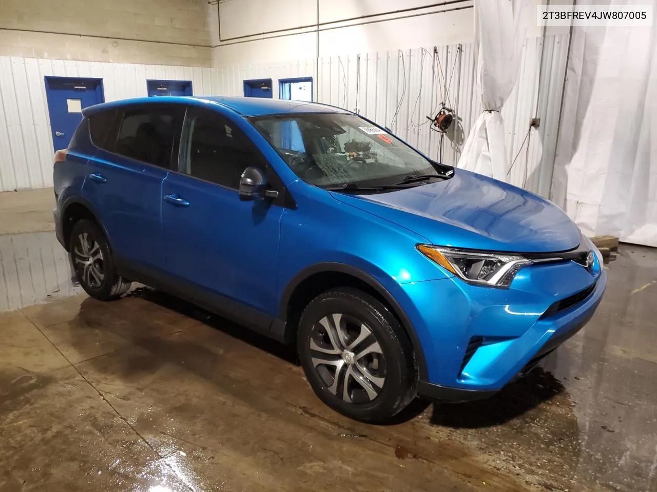 2018 Toyota Rav4 Le VIN: 2T3BFREV4JW807005 Lot: 78465304