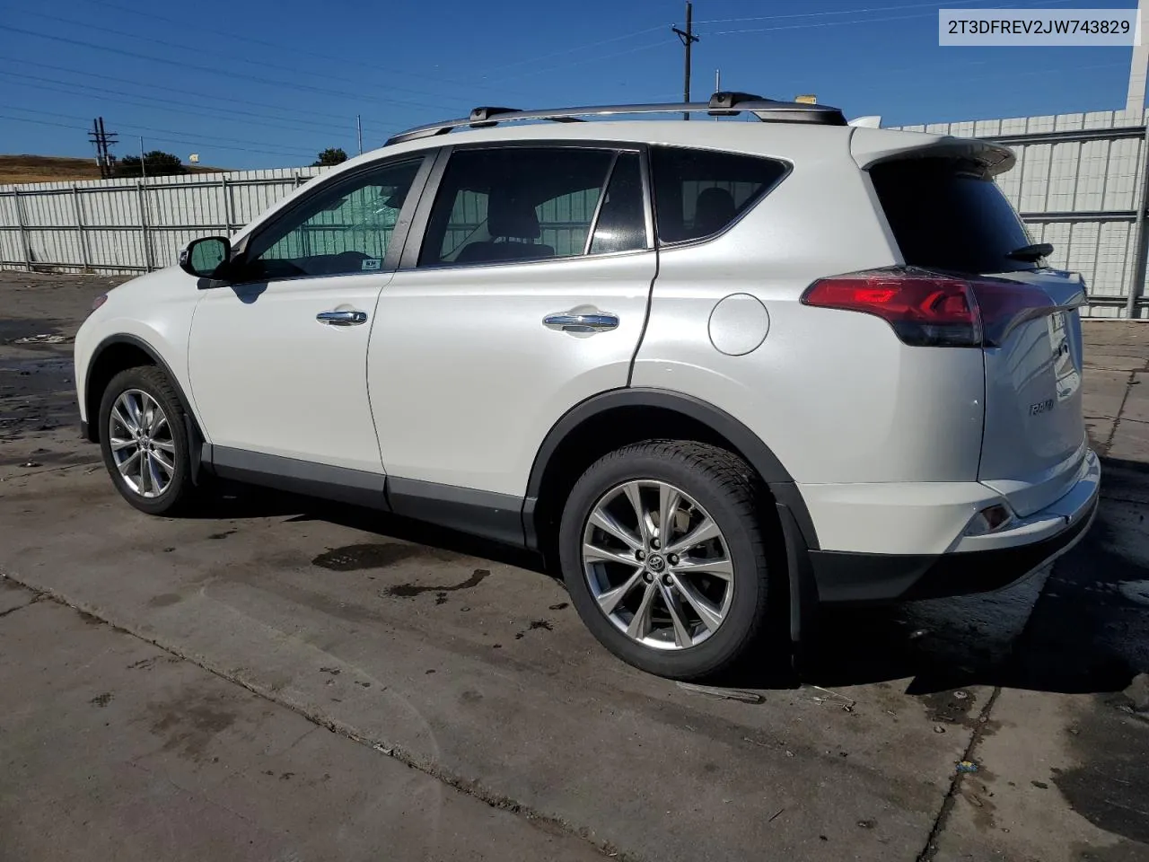 2T3DFREV2JW743829 2018 Toyota Rav4 Limited