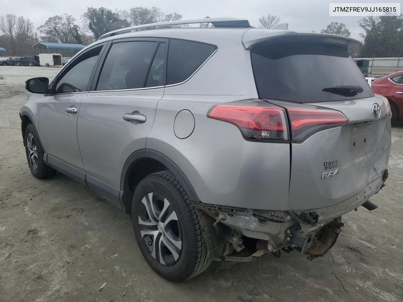 2018 Toyota Rav4 Le VIN: JTMZFREV9JJ165815 Lot: 79458204